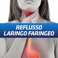 Donna con mano alla gola, evidenziata un'area rossa. Testo: "REFLUSSO LARINGO FARINGEO". Scopri i rimedi rapidi.